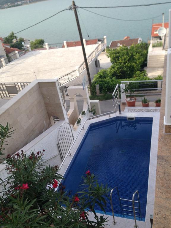 Palace View Trogir Bagian luar foto