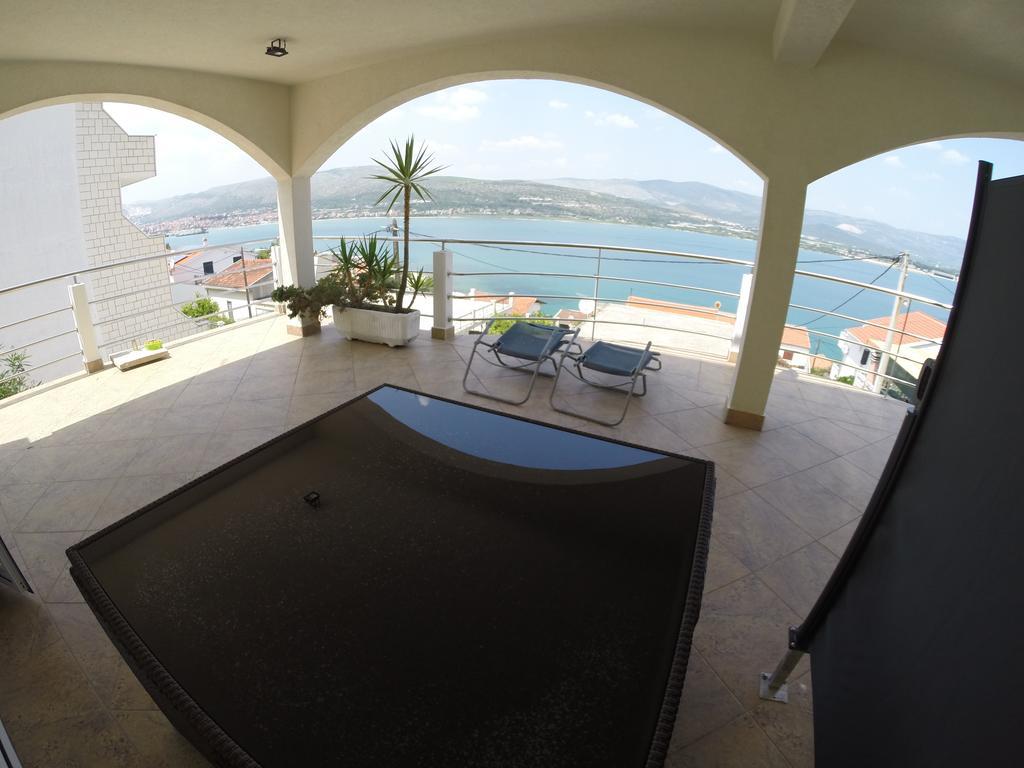 Palace View Trogir Bagian luar foto