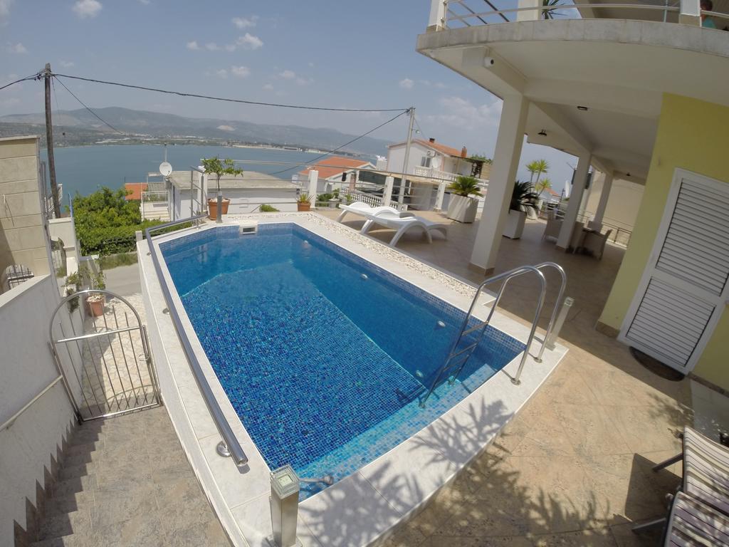 Palace View Trogir Bagian luar foto