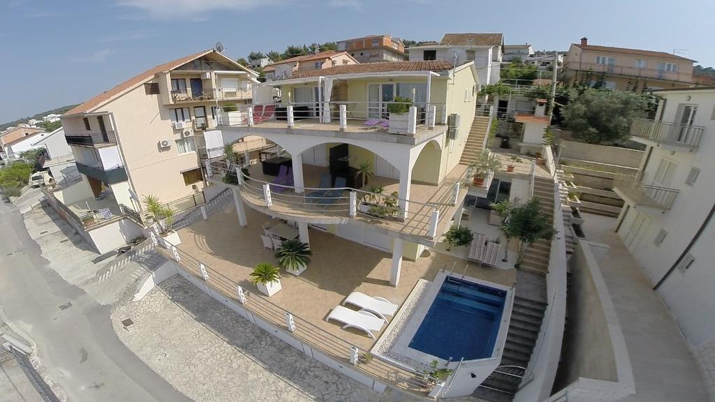 Palace View Trogir Bagian luar foto