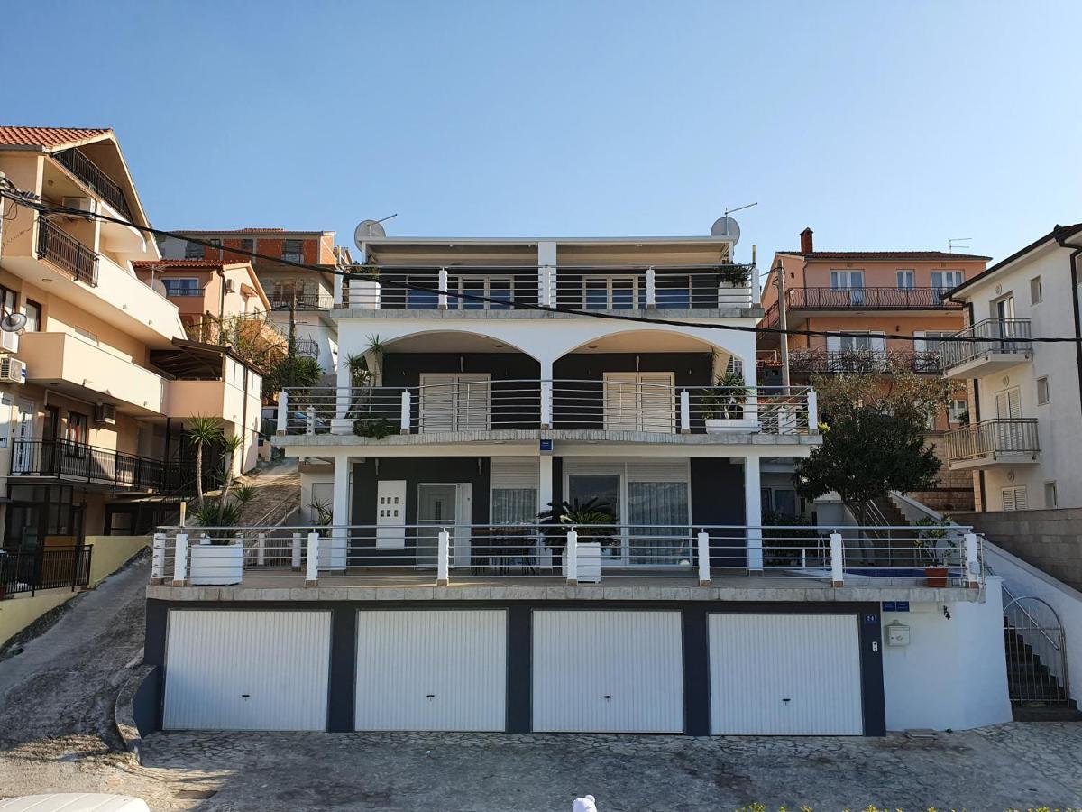 Palace View Trogir Bagian luar foto
